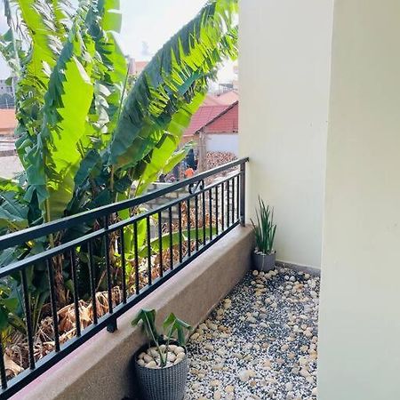 Renex Homes Namugongo Exteriér fotografie
